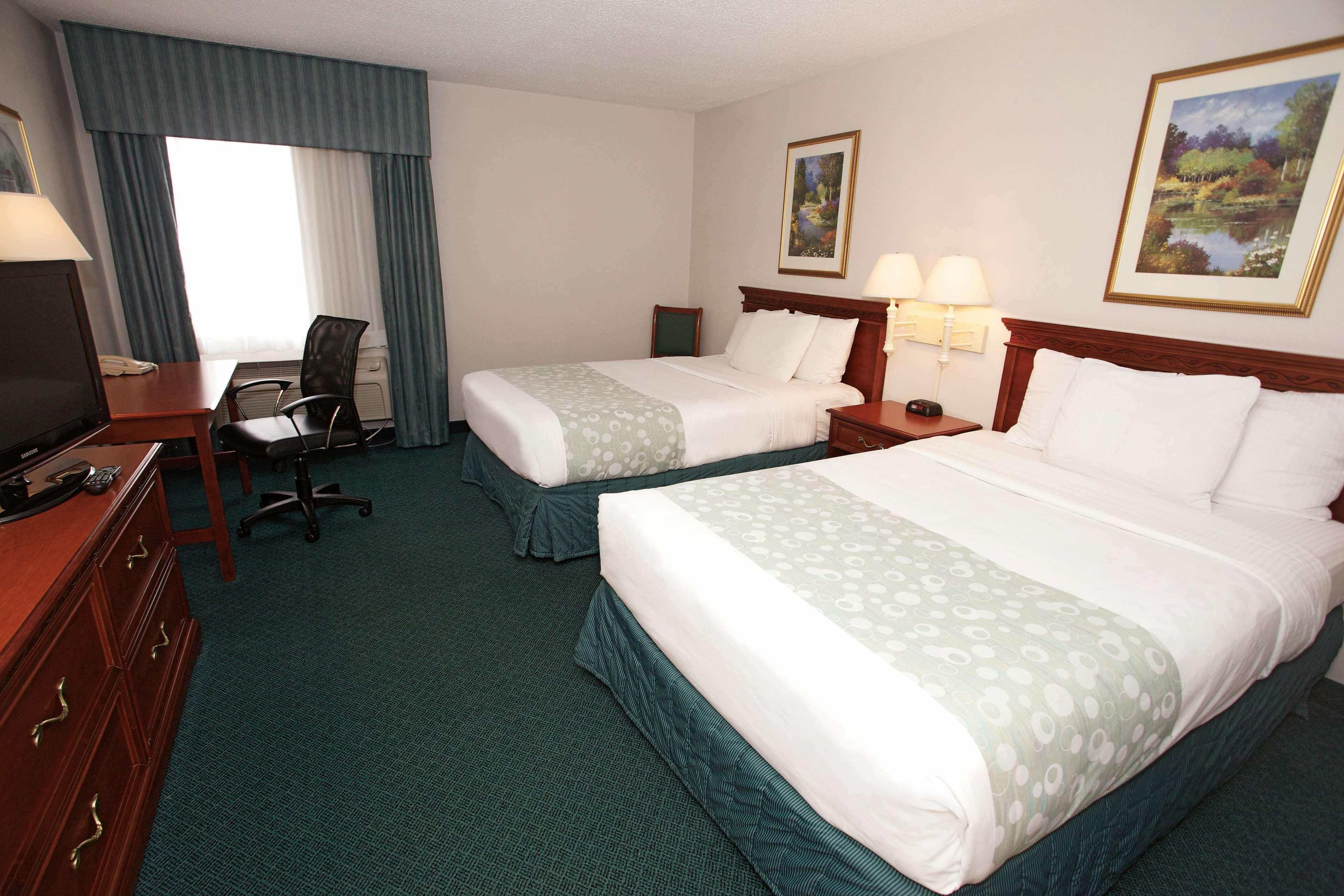 La Quinta By Wyndham Chicago Gurnee Hotel Екстериор снимка